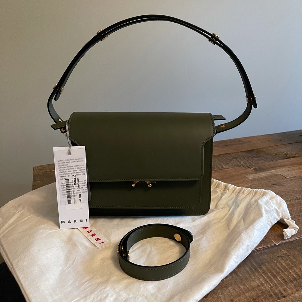 Marni Trunk bag in Olive Green